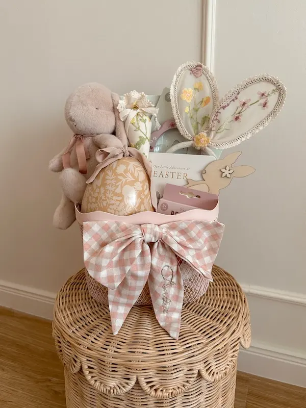 DIY gift basket ideas beautiful themed