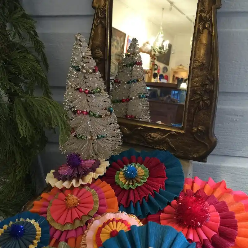DIY paper Christmas ornaments