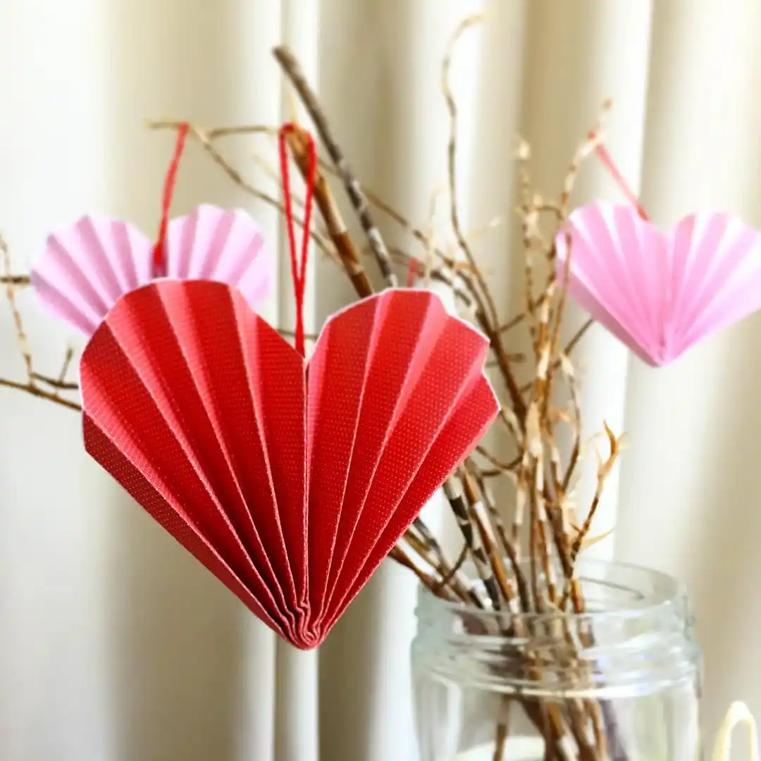 DIY paper Christmas ornaments