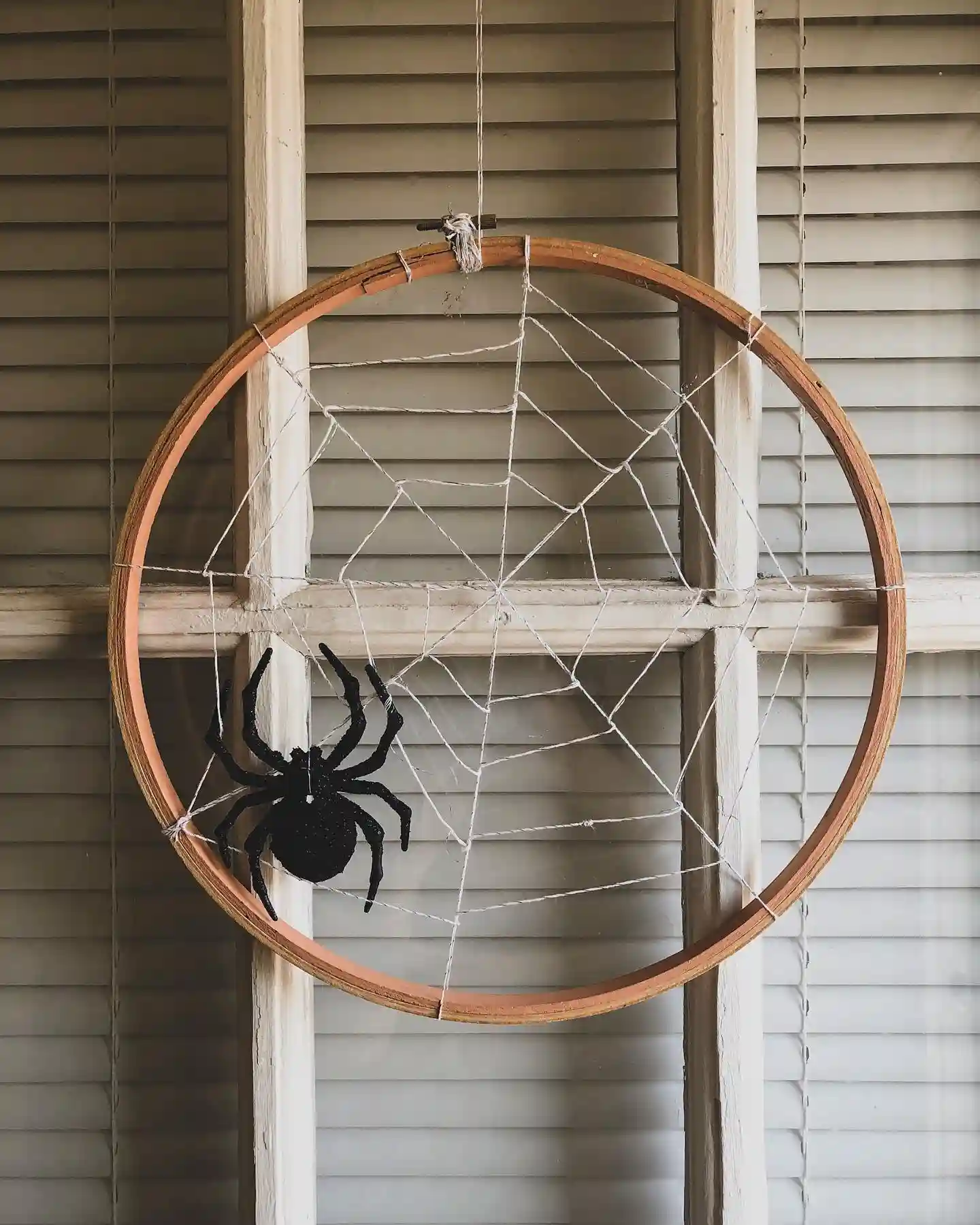 DIY Halloween decorations to make at home