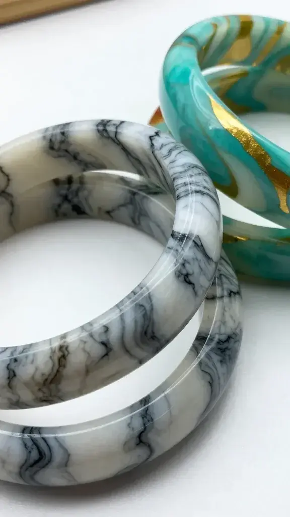 15 DIY Resin Jewelry Ideas 7 Item 6