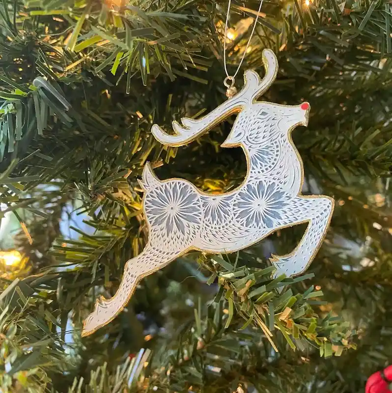 DIY paper Christmas ornaments