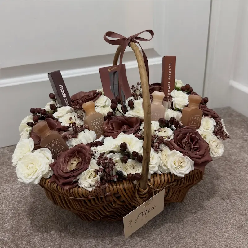 DIY gift basket ideas beautiful themed