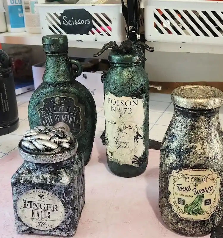 DIY Halloween decorations to make at home