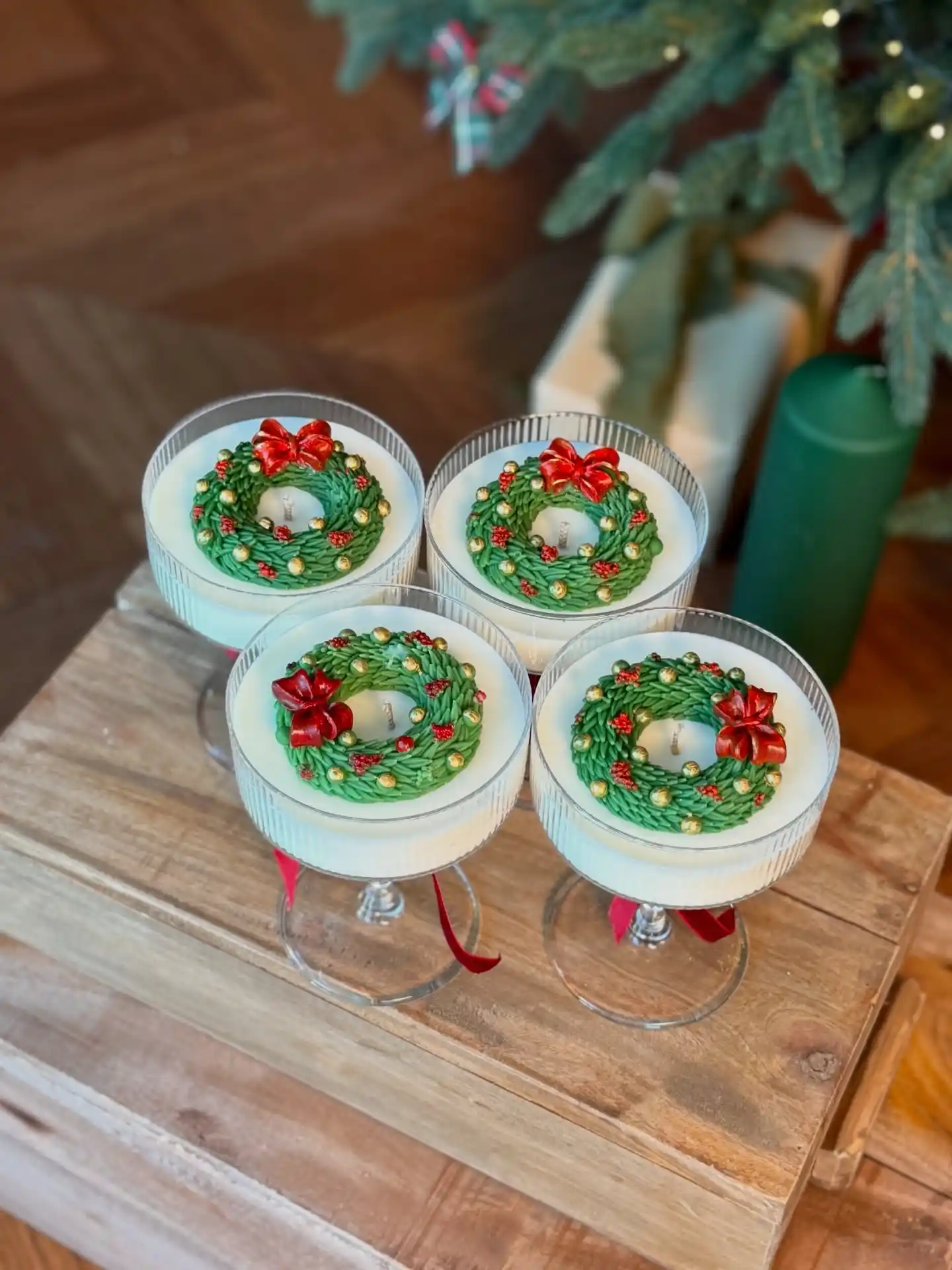 DIY Christmas candles homemade