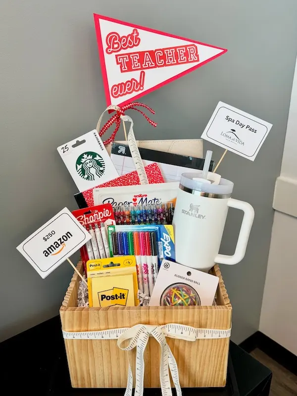 DIY gift basket ideas beautiful themed