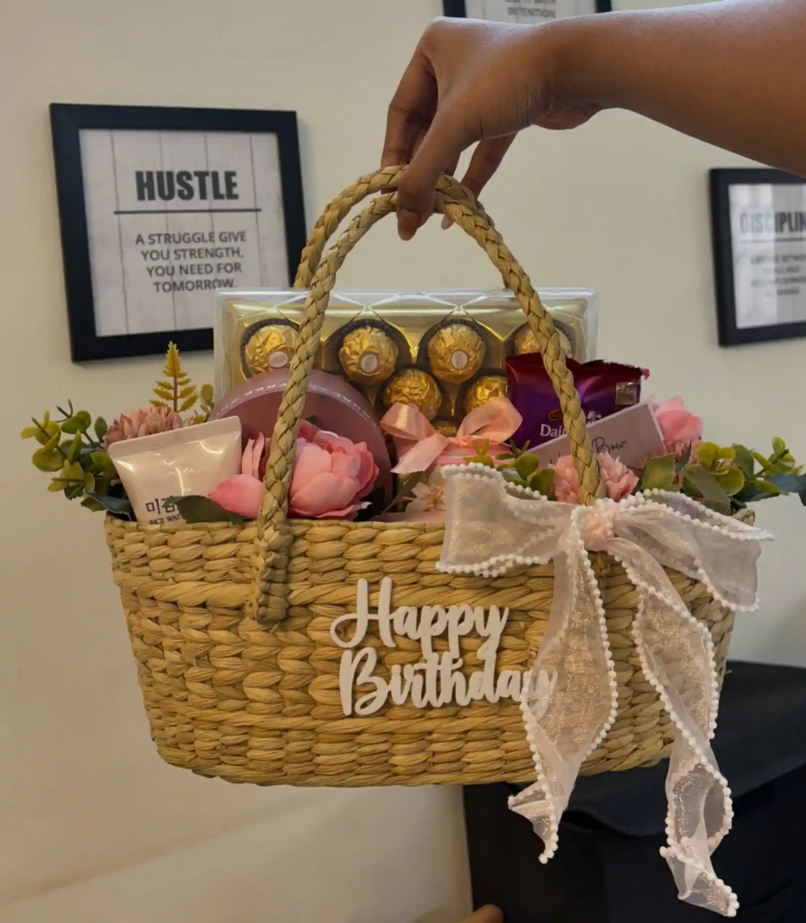 DIY gift basket ideas beautiful themed
