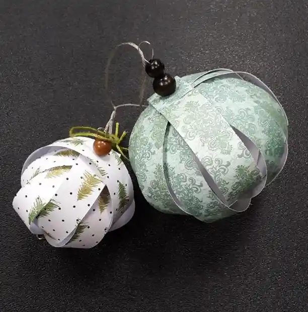 DIY paper Christmas ornaments