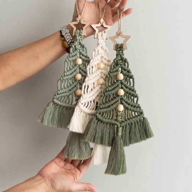 macrame Christmas ornaments DIY