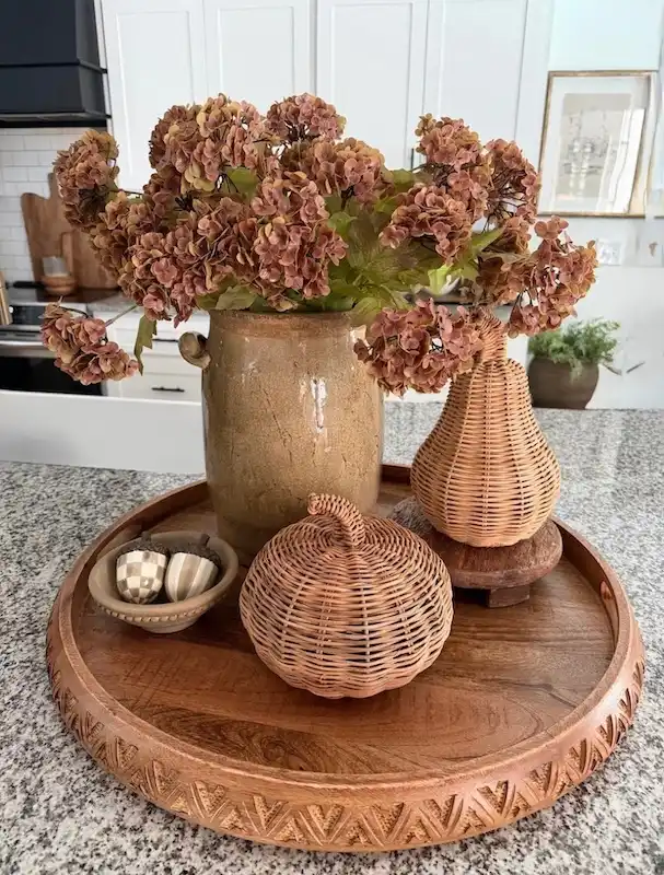 20 Best Natural Materials for Fall Decor Straight From Real Homes and Markets 11 best natural materials for fall decor