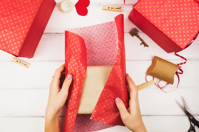 How to Make Gifts Look Professional: Wrapping Tagging and Finishing Tips 2 how to make homemade gifts look professional