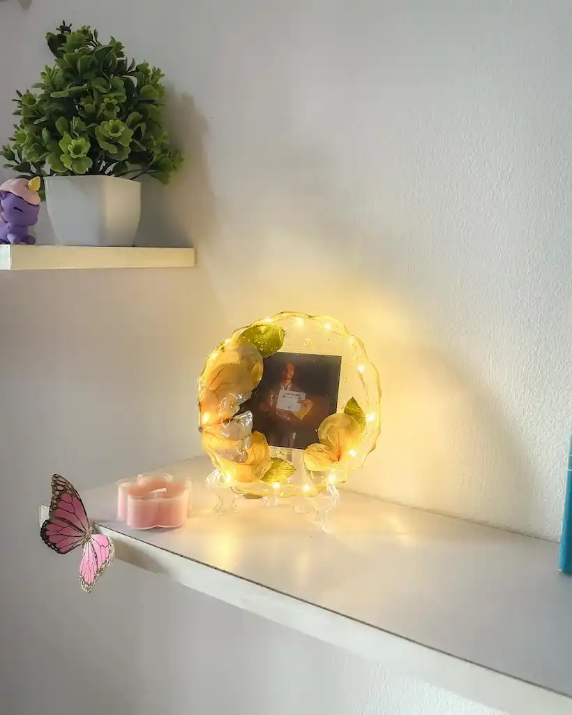 22 Holiday Resin Craft Ideas to Make and Gift This Season 16 holiday resin craft ideas to make and gift